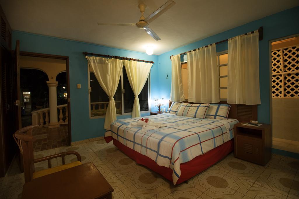 Hotel Francis Arlene Adults Only Isla Mujeres Dış mekan fotoğraf
