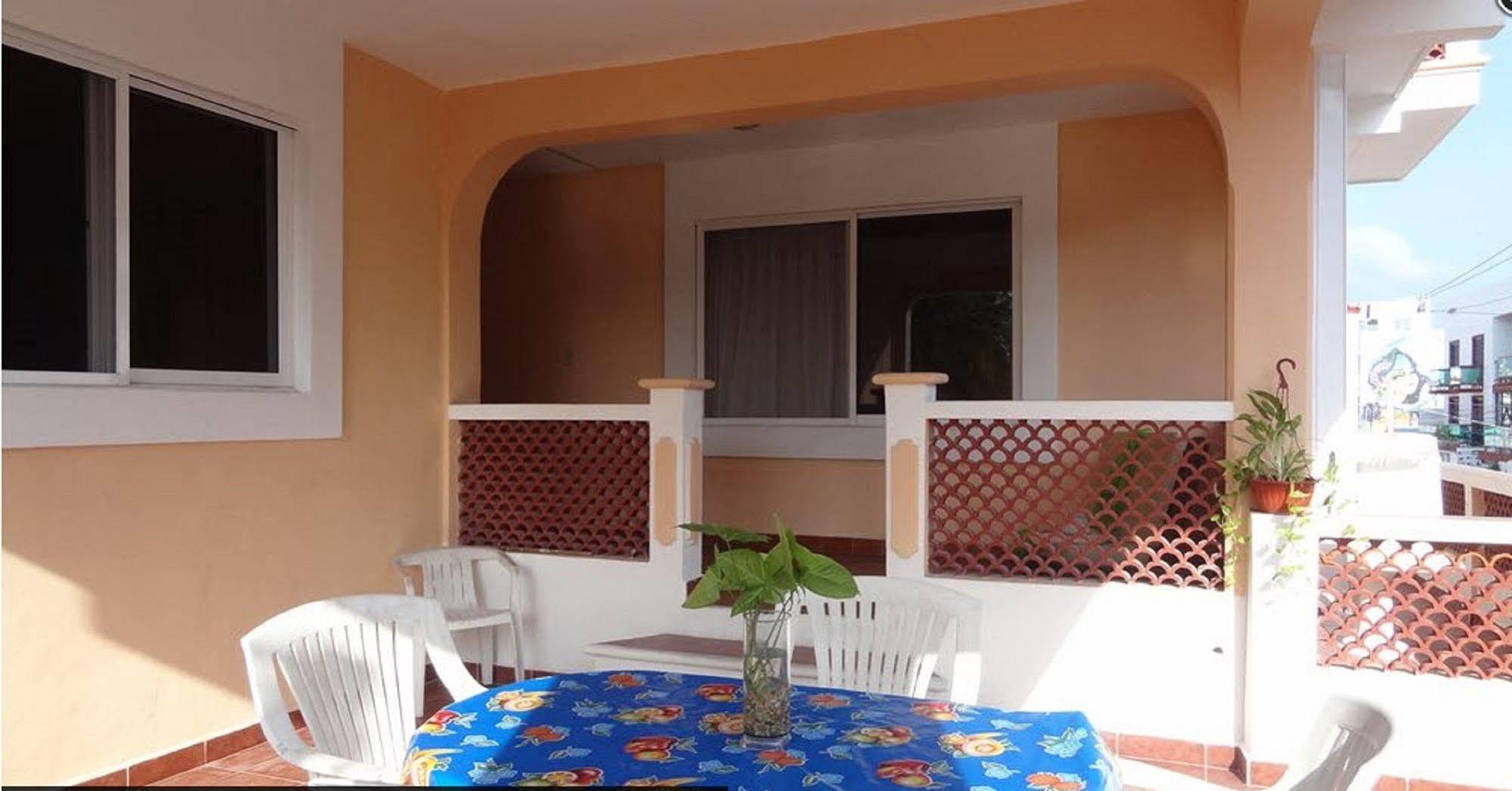 Hotel Francis Arlene Adults Only Isla Mujeres Dış mekan fotoğraf